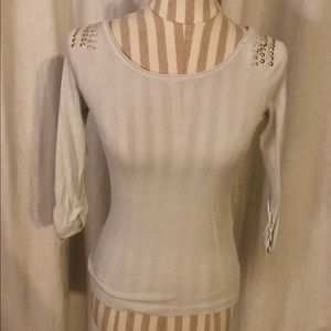 💋 Sexy White Sweater with Gold Detail